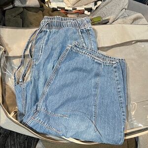 Old Navy barrel denim pants